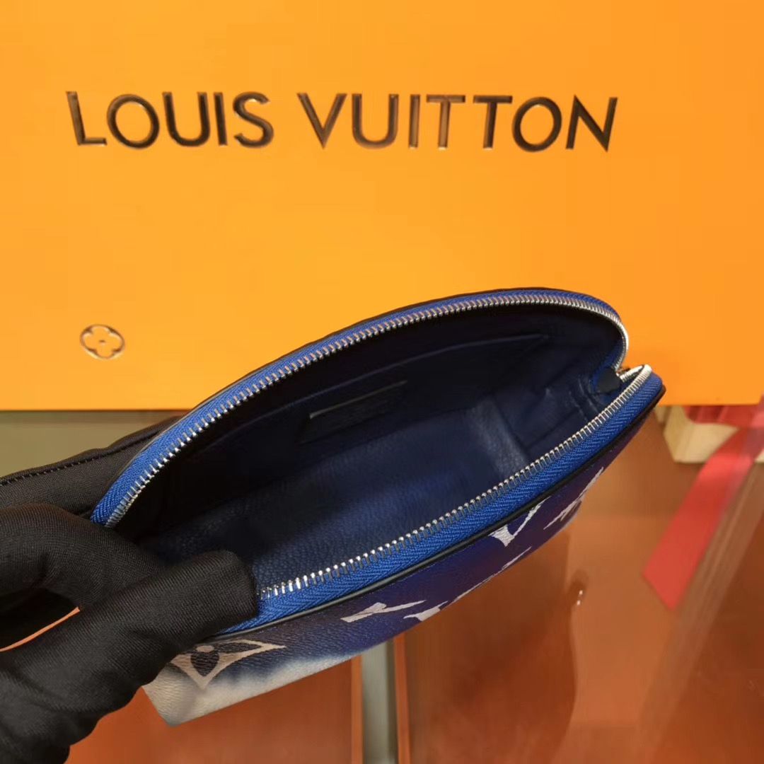 Косметичка Louis Vuitton