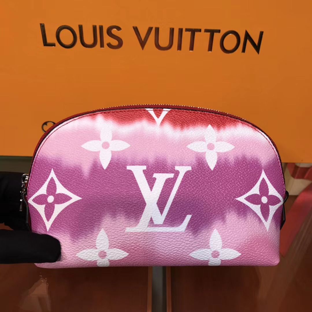 Косметичка Louis Vuitton