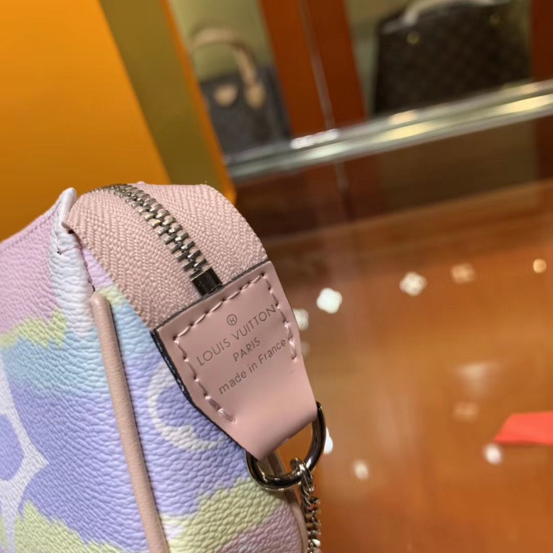 Louis Vuitton Pochette Accessoires