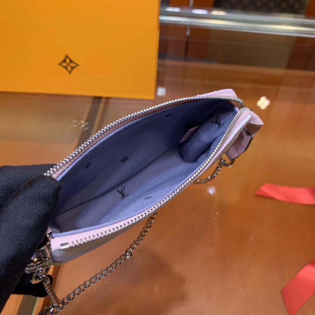 Louis Vuitton Pochette Accessoires