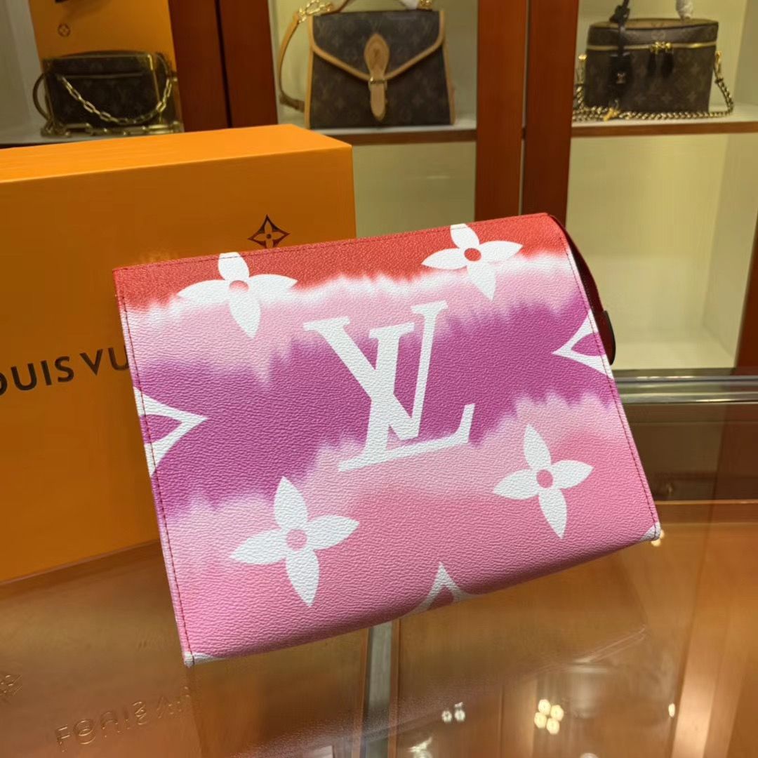 Папка Louis Vuitton Escale 26