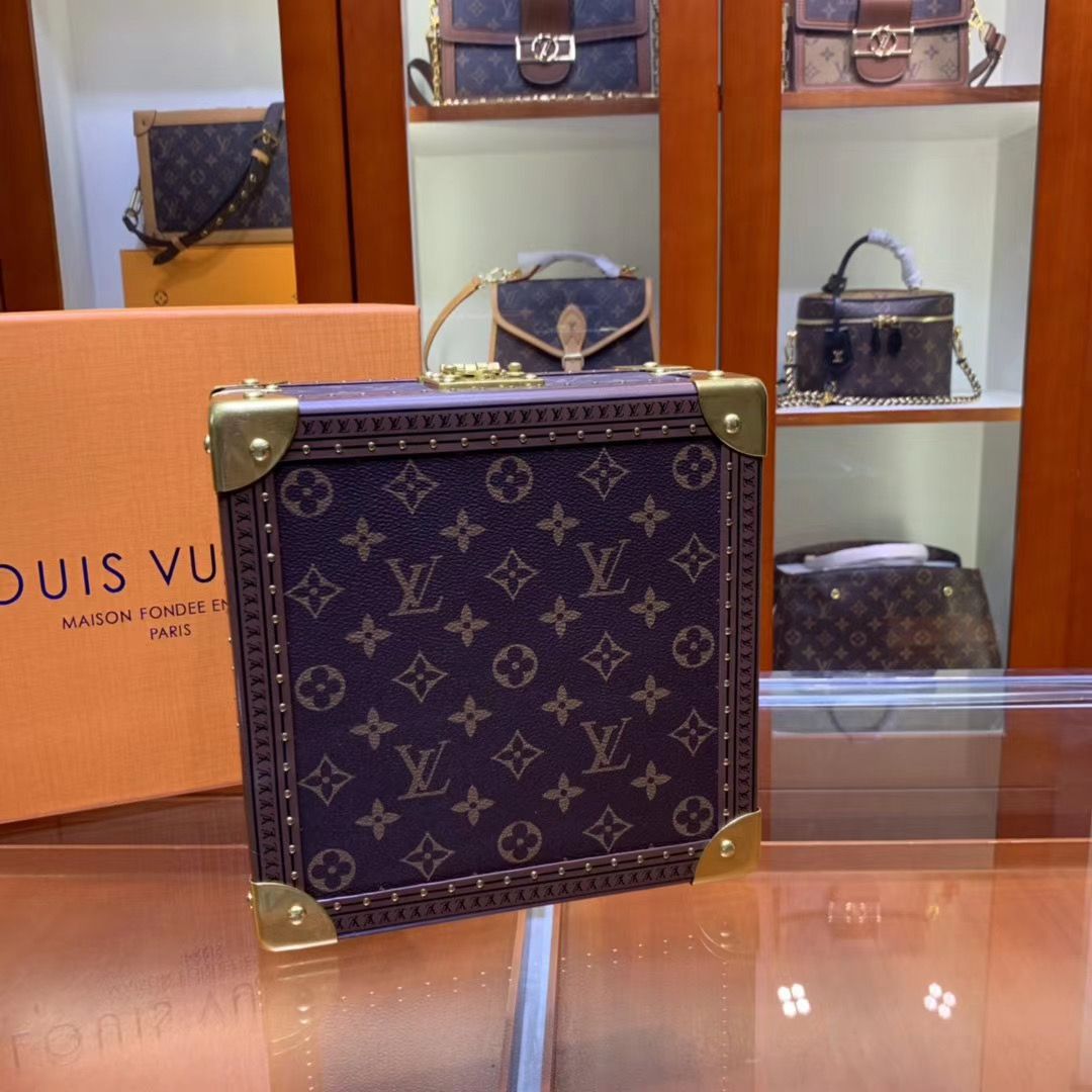 Сундучок для украшений Louis Vuitton