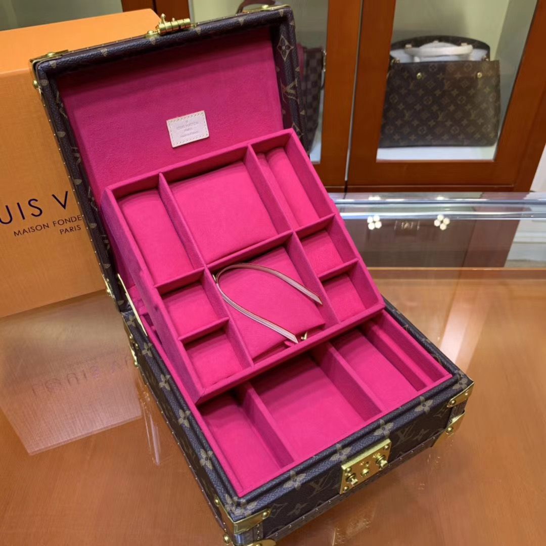 Сундучок для украшений Louis Vuitton