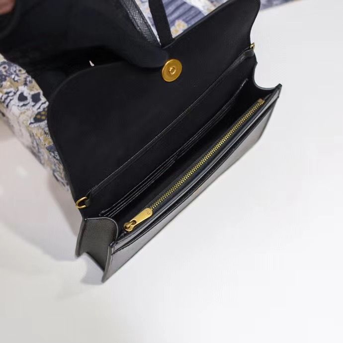 Dior Oblique Woc 22 cm