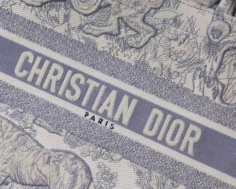 Dior Book Tote 41 cm