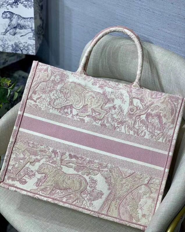 Dior Book Tote 41 cm
