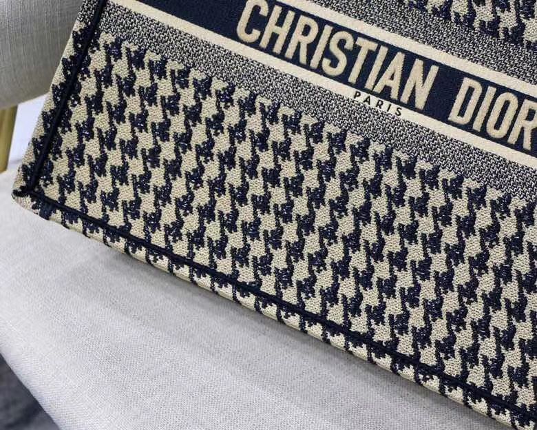 Dior Book Tote 41 cm
