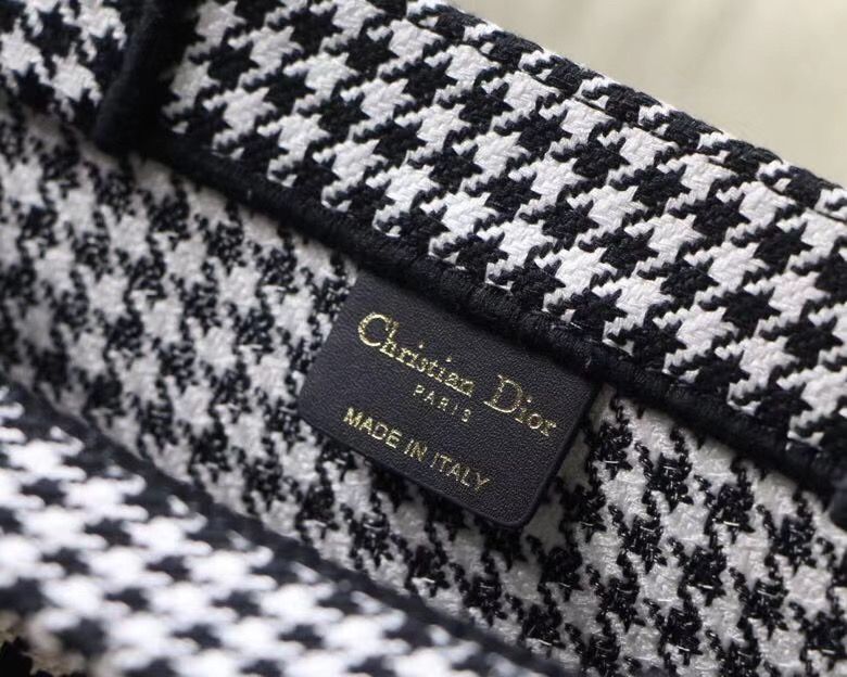 Сумка Dior Book Tote 36 cm