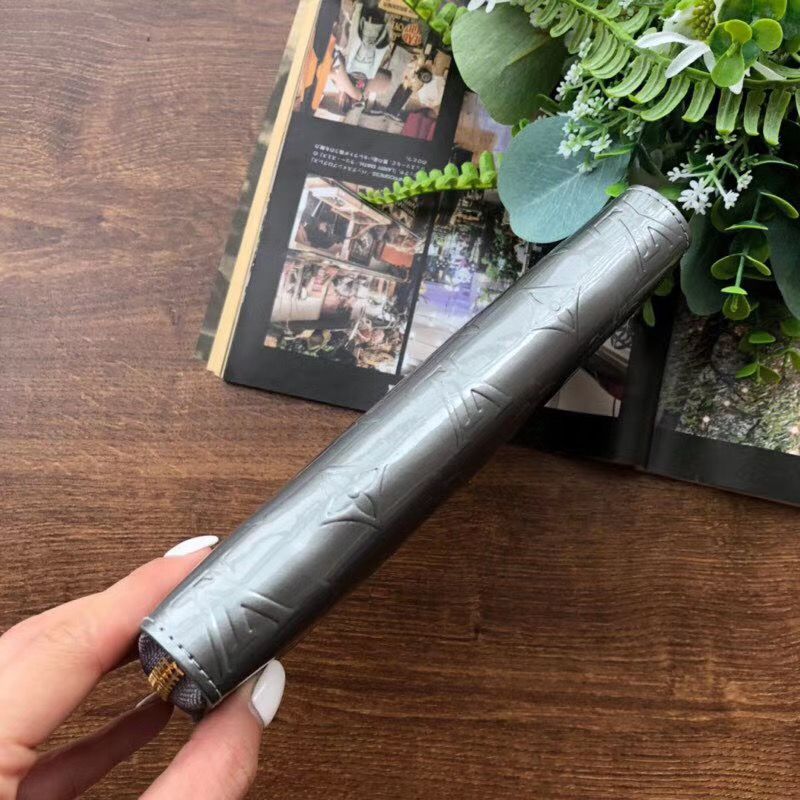 Кошелек Louis Vuitton Zippy