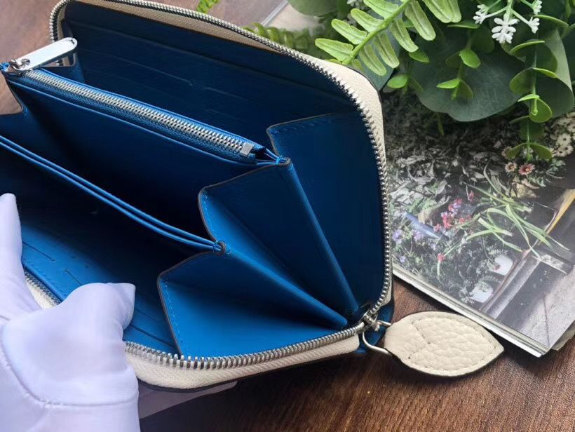 Кошелек Louis Vuitton Zippy