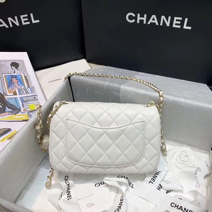 Chanel 20 cm