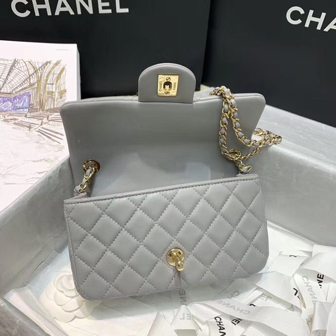 Chanel 20 cm