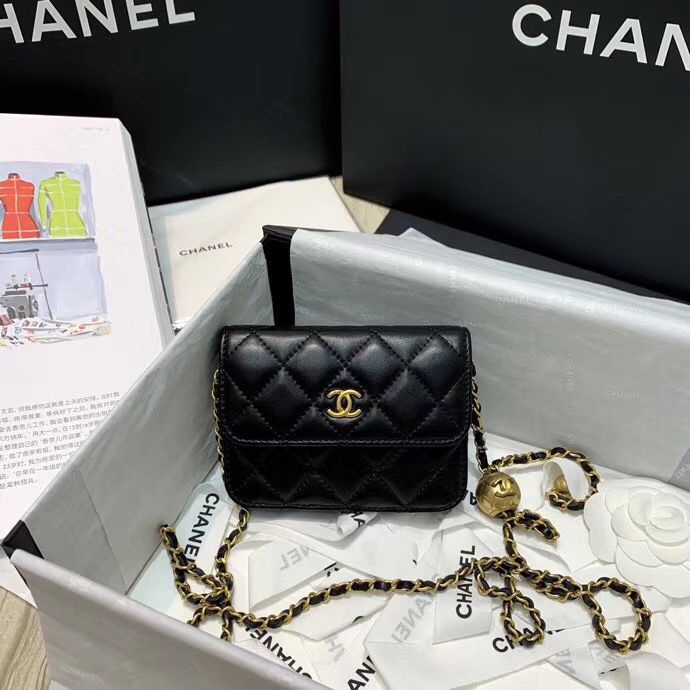 Поясная сумка Chanel