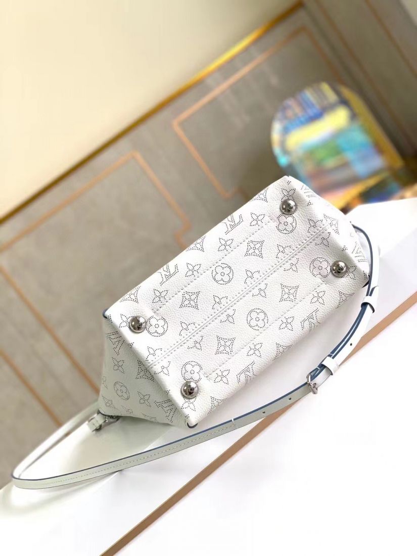 Louis Vuitton Hina PM