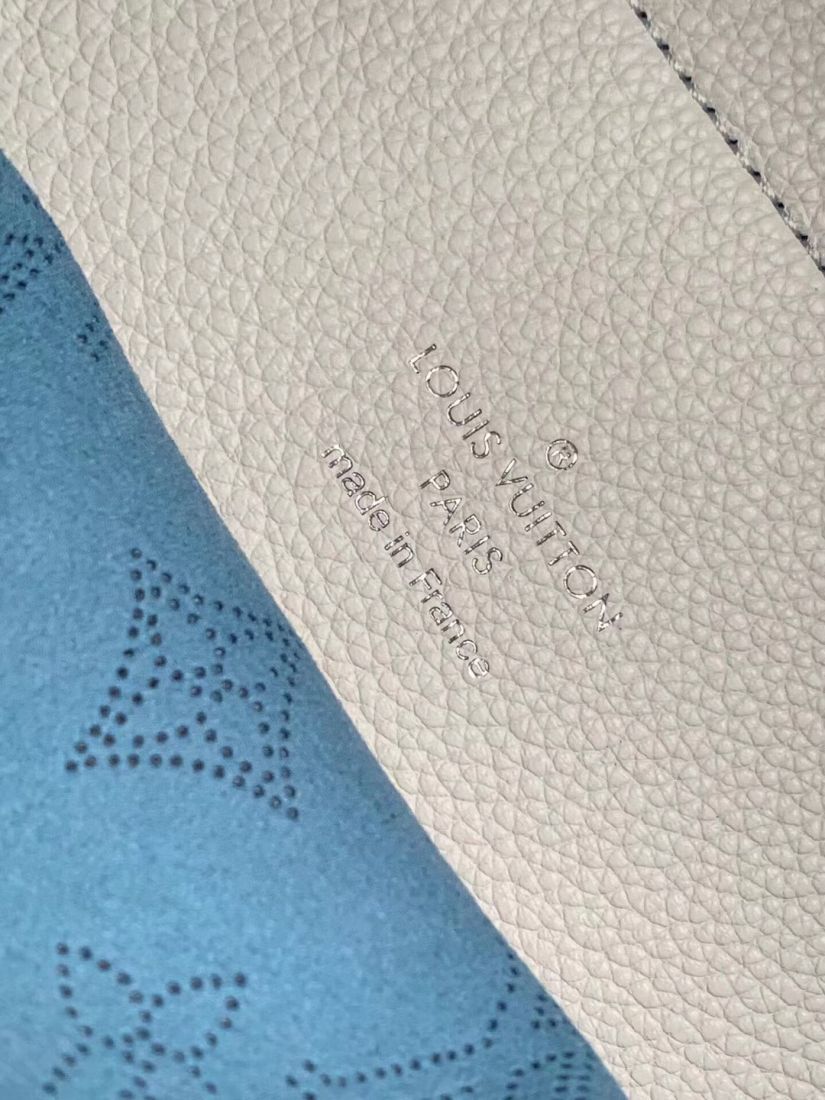 Louis Vuitton Hina PM