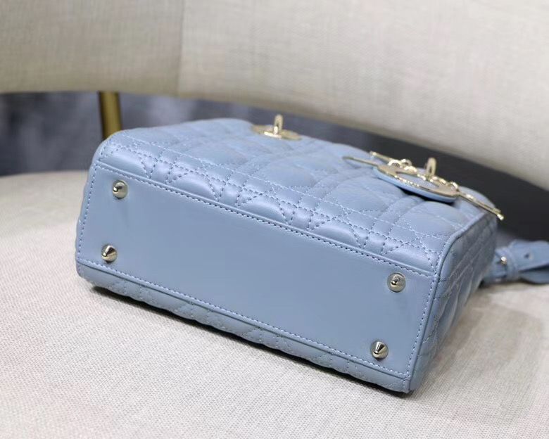 Lady Dior Mini 20 cm