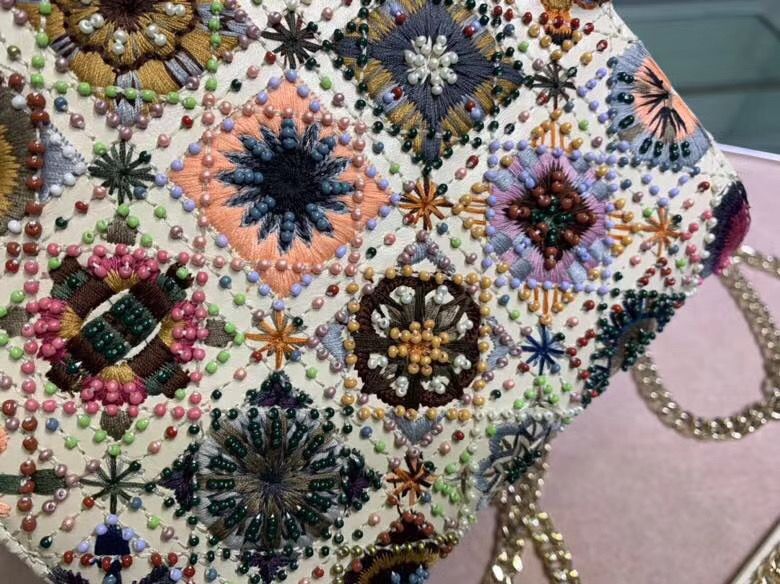 Lady Dior Mini 17 cm