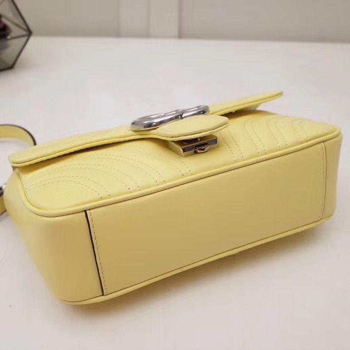 Gucci Marmont GG 22 cm