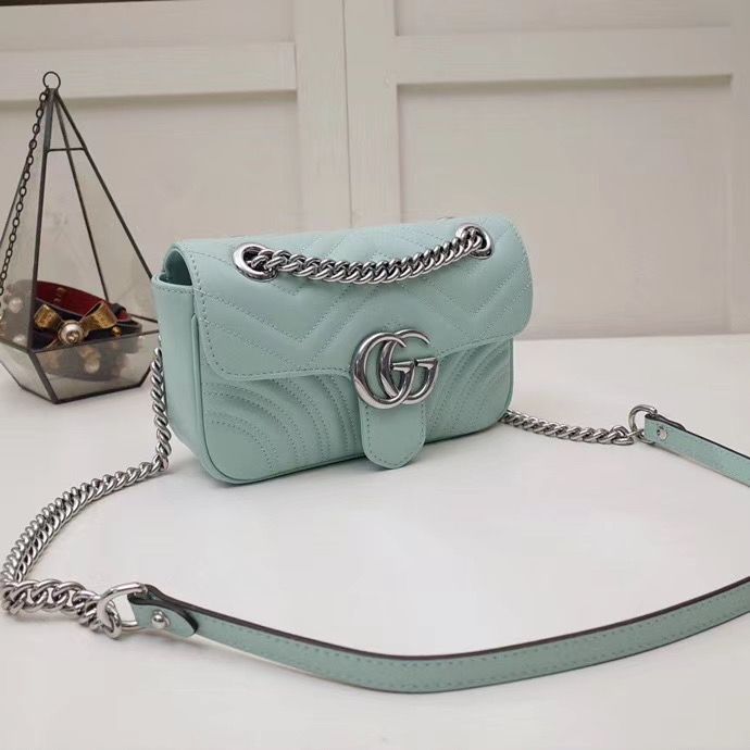 Gucci Marmont GG 22 cm