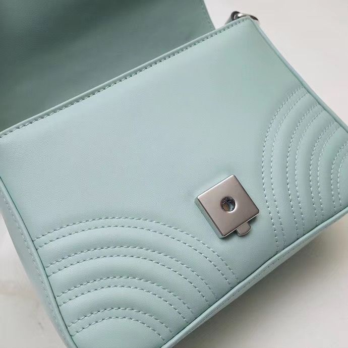 Gucci Marmont GG 21 cm