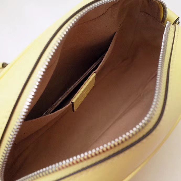 Gucci Marmont GG 24 cm