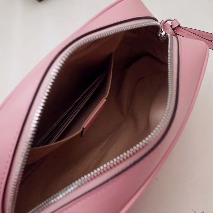 Gucci Marmont GG 24 cm