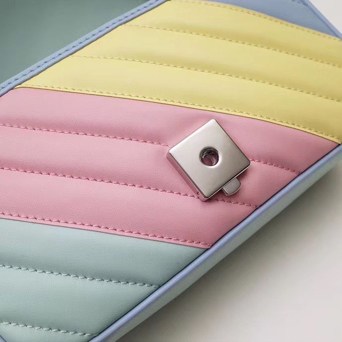 Gucci Marmont GG 22 cm