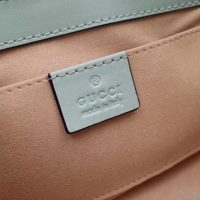 Gucci Marmont GG 22 cm