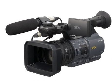 Видеокамера Sony DSR-PD175