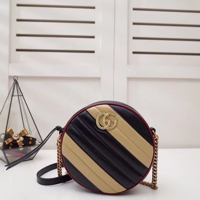 Gucci Marmont GG 18 cm