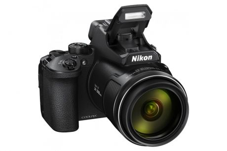 Компактный фотоаппарат Nikon Coolpix P950