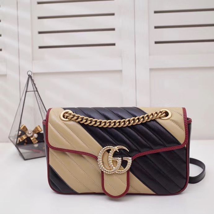 Gucci Marmont GG 26 cm