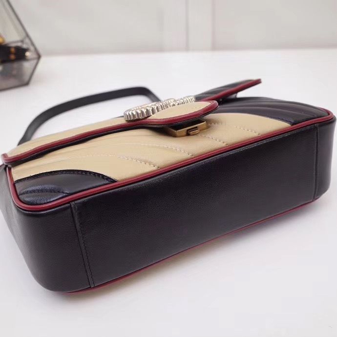Gucci Marmont GG 26 cm