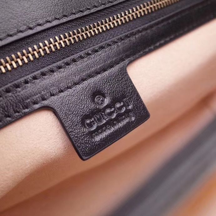 Gucci Marmont GG 26 cm