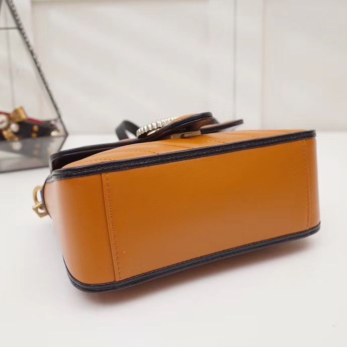 Gucci Marmont GG 20 cm