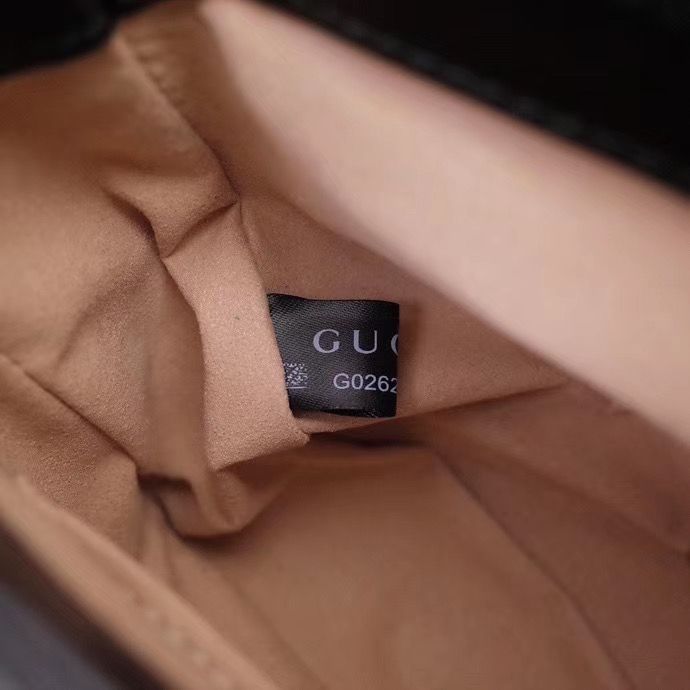 Gucci Marmont GG 20 cm