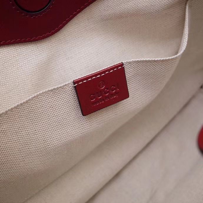 Gucci Tote Supreme 35 cm