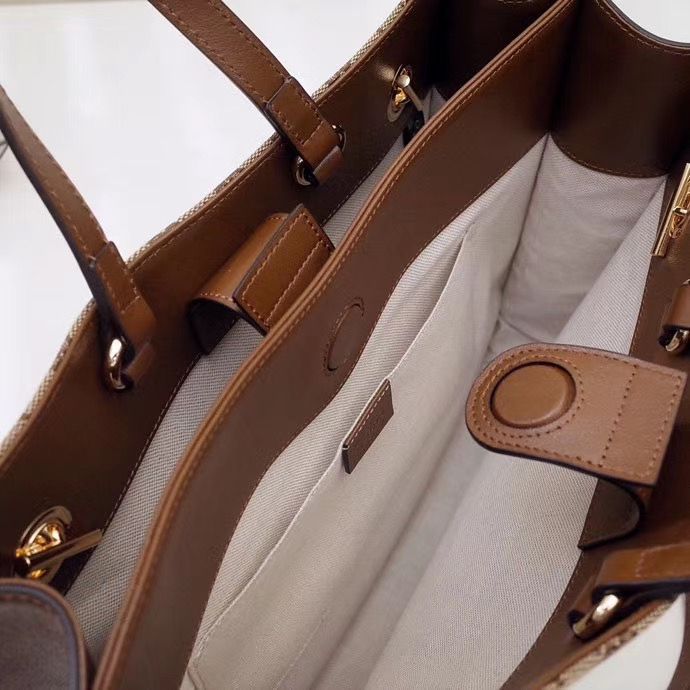 Gucci Tote Supreme 35 cm