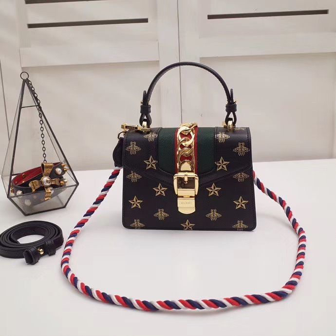 Gucci Sylvie mini 20 cm