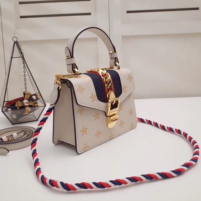 Gucci Sylvie mini 20 cm