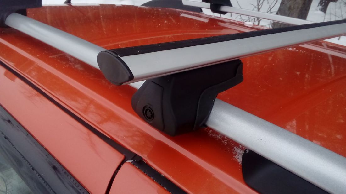 Багажник на рейлинги DELTA "PARTNER" универсальный МИНИ-КРЫЛО + СЕКРЕТКА