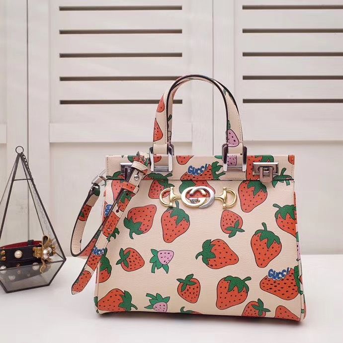 Gucci Zumi Strawberry 27 cm