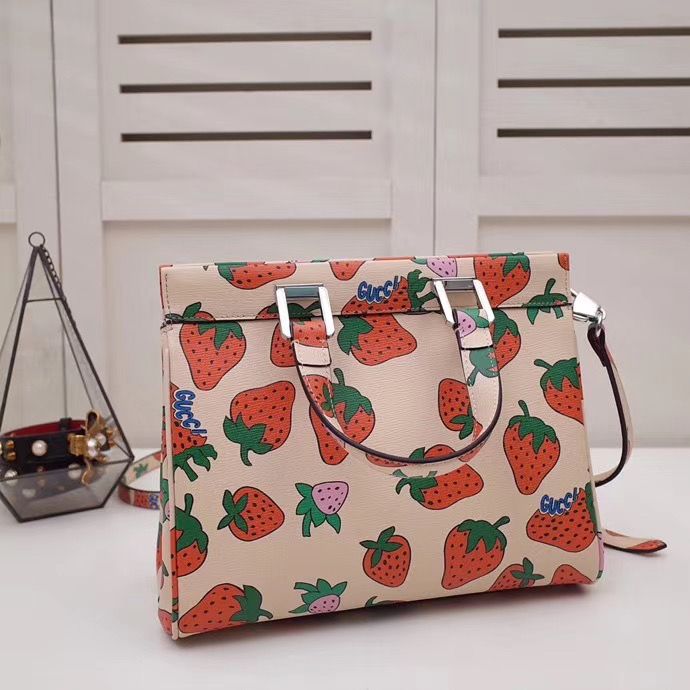 Gucci Zumi Strawberry 27 cm