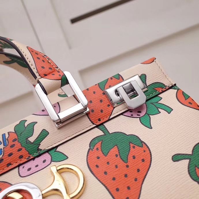 Gucci Zumi Strawberry 33,5 cm