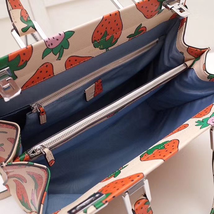 Gucci Zumi Strawberry 33,5 cm