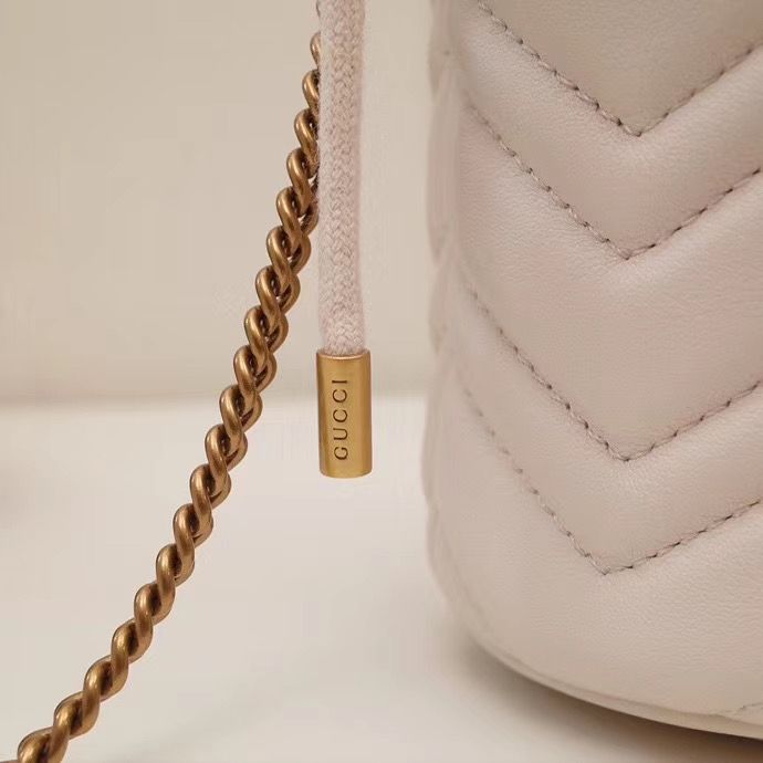 Gucci Marmont GG 19 cm