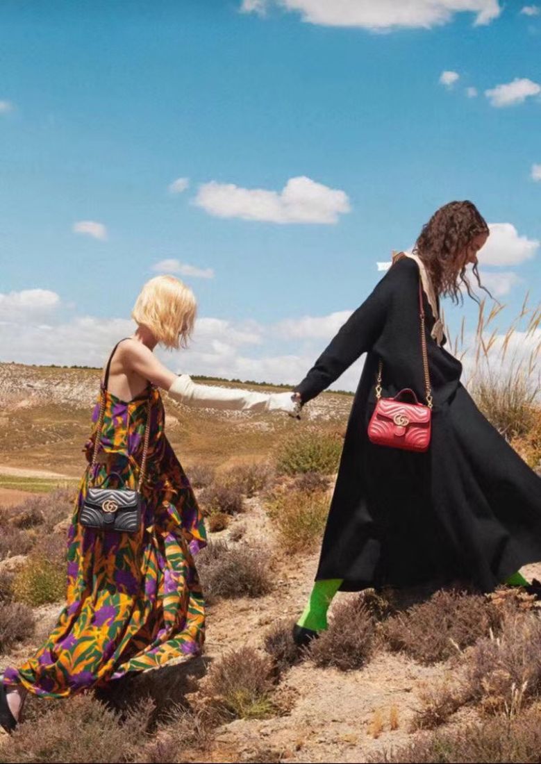 Gucci Marmont GG 20 cm