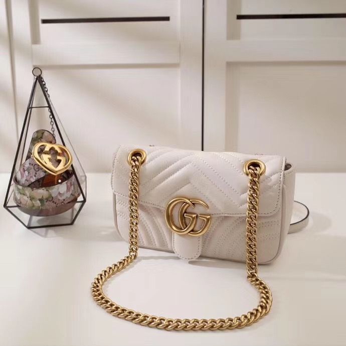 Gucci Marmont GG 22 cm