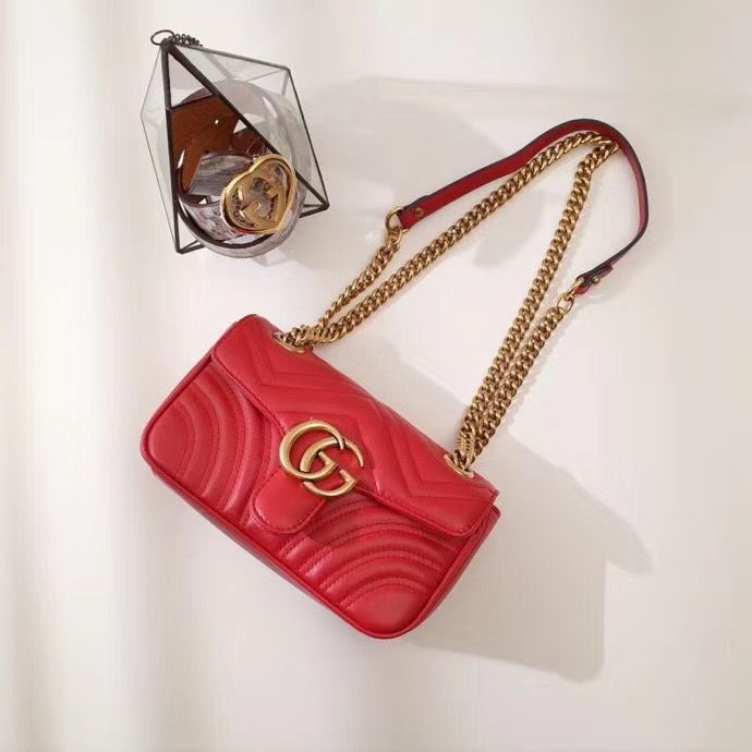Gucci Marmont GG 22 cm