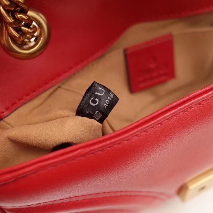 Gucci Marmont GG 22 cm